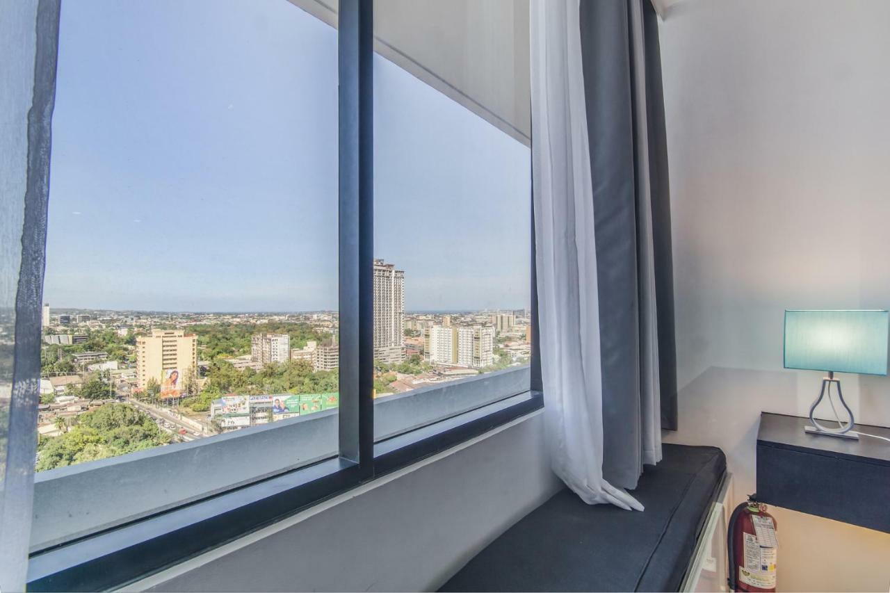 Free Netflix Condo Near It Park With 32-Inch Samsung Hdtv Cebu Zewnętrze zdjęcie